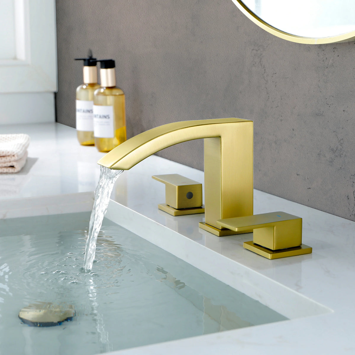 360° Swivel 2-Handle 3-Hole Widespread Bathroom Faucet with Drain in Brushed Gold/Brushed Nickel/Matte Black
