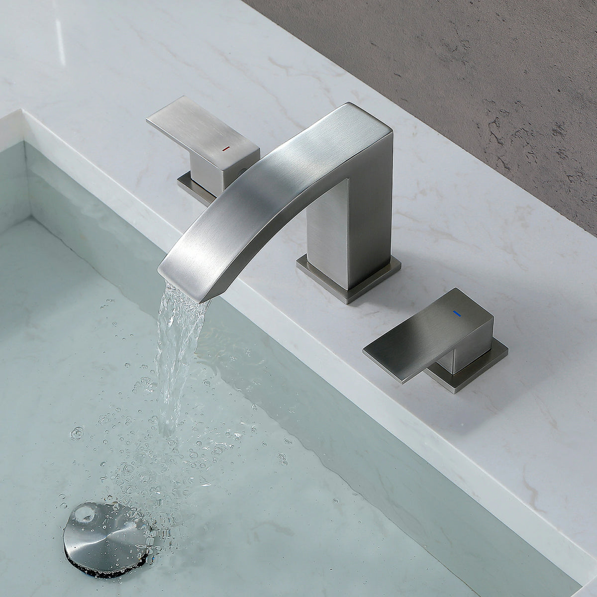 360° Swivel 2-Handle 3-Hole Widespread Bathroom Faucet with Drain in Brushed Gold/Brushed Nickel/Matte Black