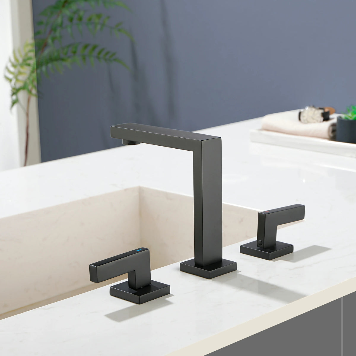 8 in. Widespread 2-Handle Bathroom Faucet with Aerated Spout in Brushed Gold/Brushed Nickel/Matte Black