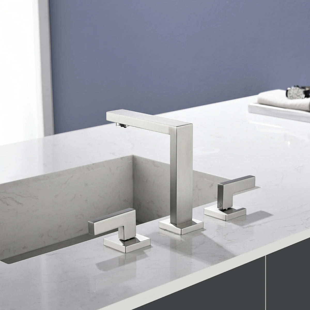 8 in. Widespread 2-Handle Bathroom Faucet with Aerated Spout in Brushed Gold/Brushed Nickel/Matte Black
