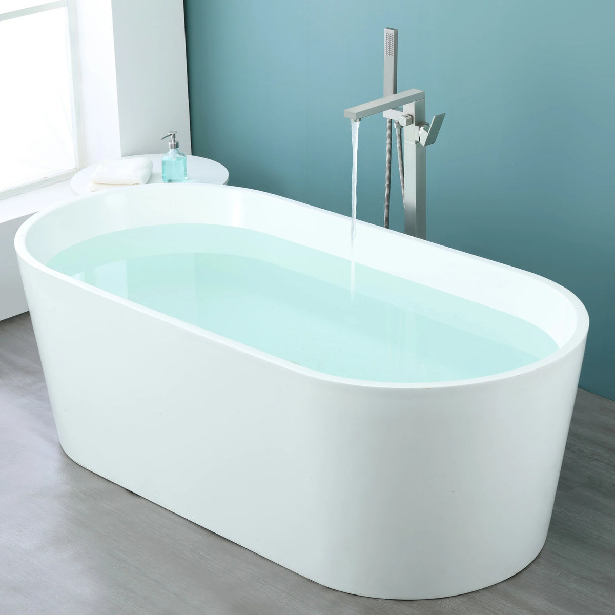 Aerated Spout Freestanding Bathtub Faucet with Hand Shower in Brushed Nickel
