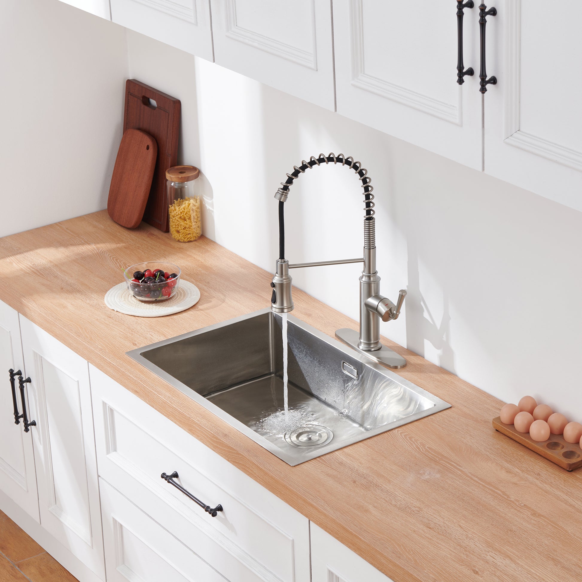 Kitchen Faucet with Pull Down Sprayer, Farmhouse RV Small Vanity Faucet with 360° Rotation Spout and Deck Plate
