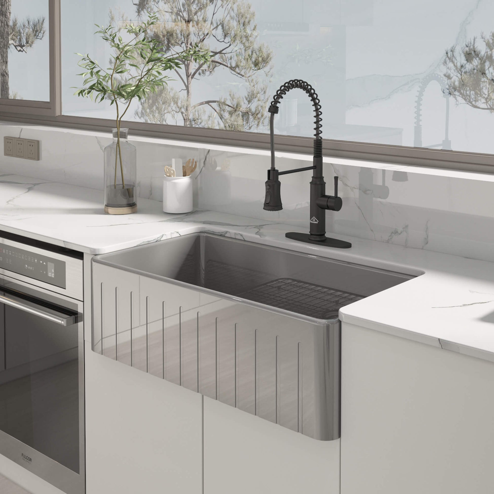 33 in. Single Bowl Fireclay Farmhouse Apron Kitchen Sink with Striped Design Reversible Installation, with Grid and Drainer, cUPC Certified, in White/Black/Gray