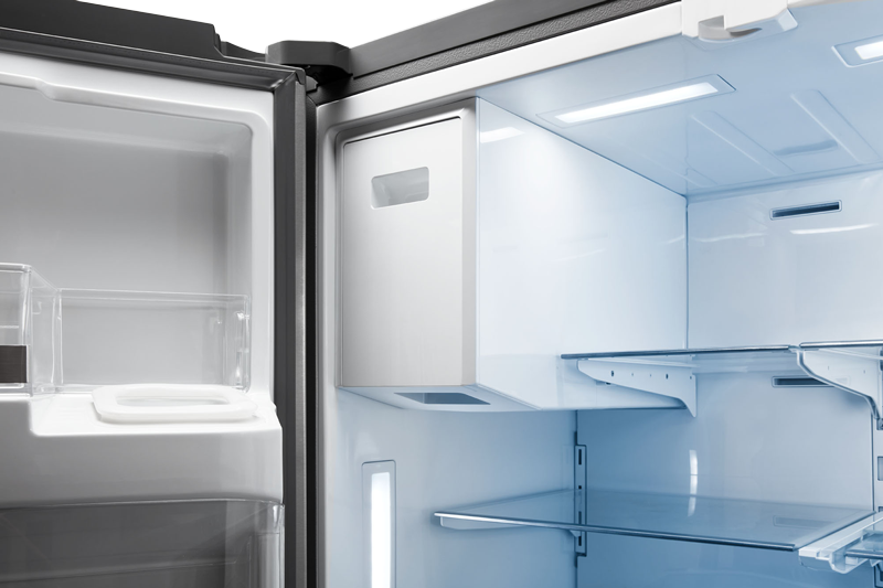 36 Inch Professional French Door Refrigerator with Ice and Water Dispenser