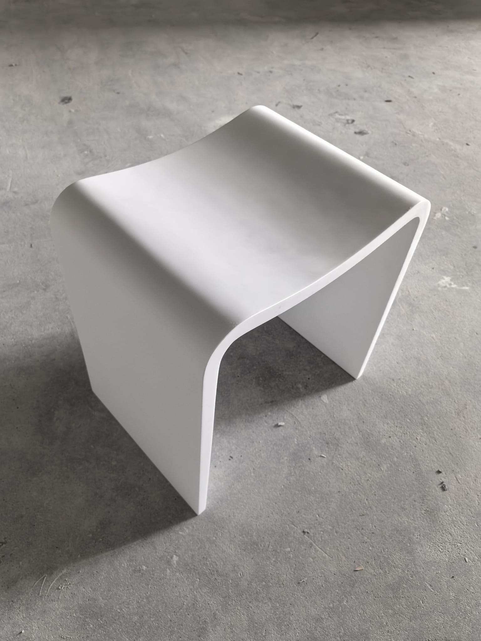 Solid Surface U-Shaped Shower Stool in Matte White / Matte Black