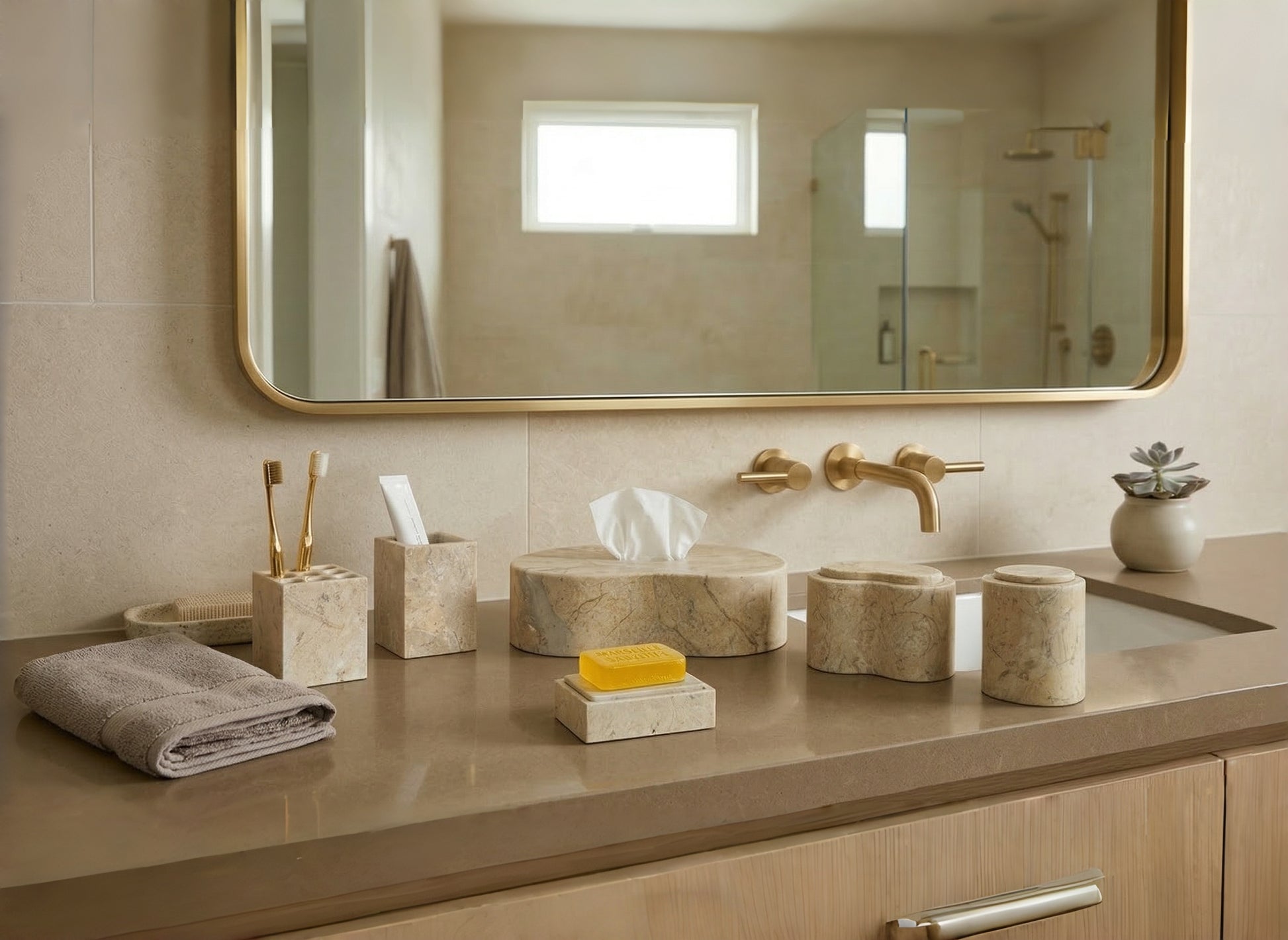 6-Piece Marble Bathroom Accessories Set - Gold