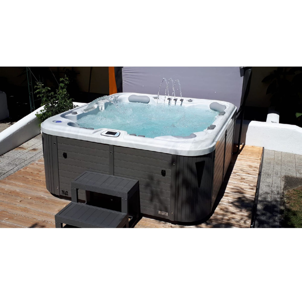 84" × 78" Outdoor Hot Tub Spa with 52 Jets & Triple 3HP Pumps