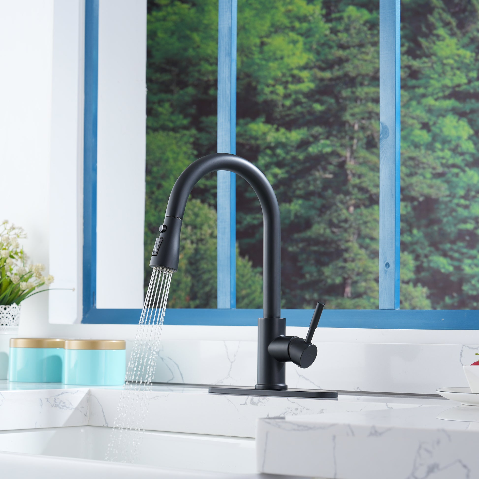 Pull Down Kitchen Faucet Modern Design with Deck Plate Easy Installation for Single or Three Hole