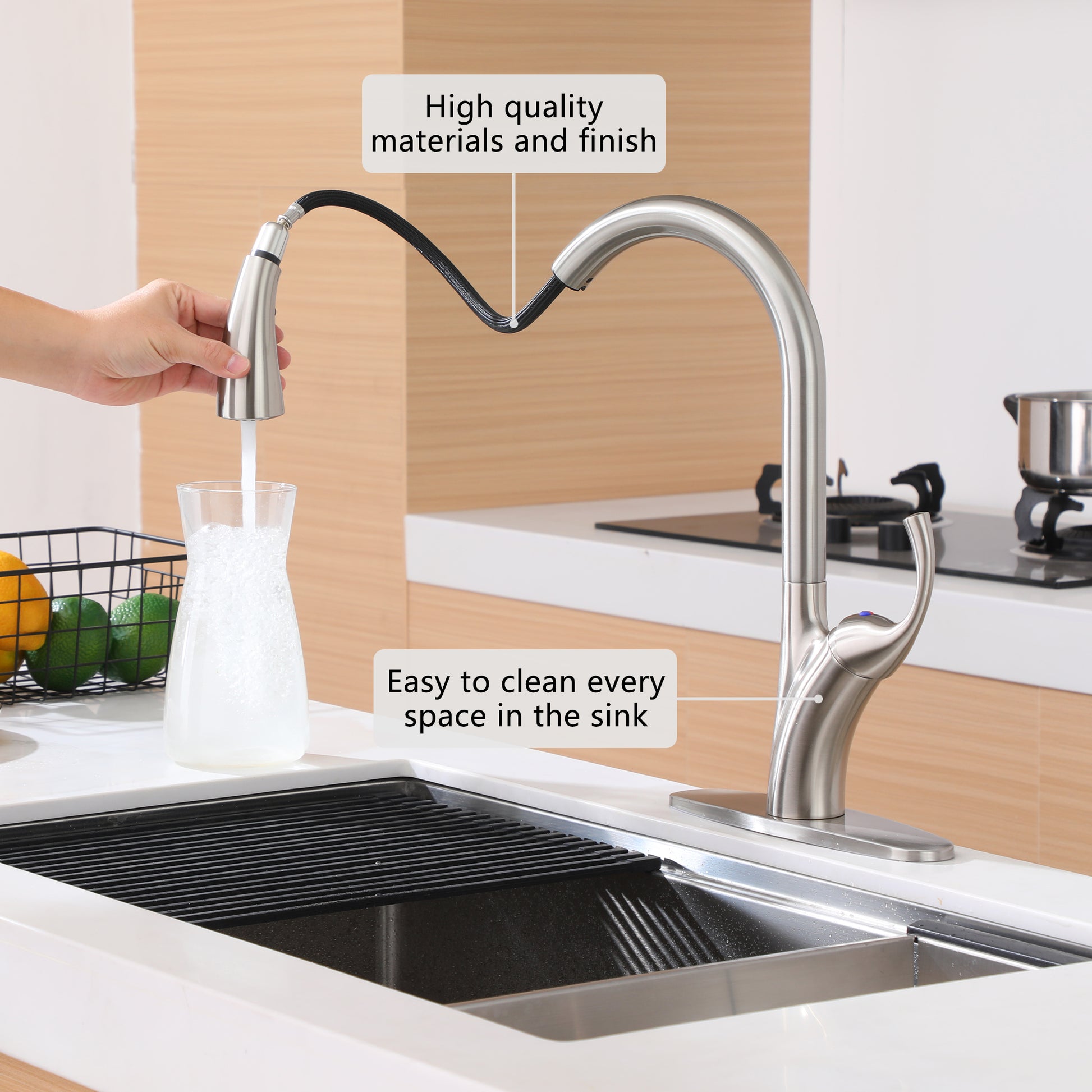 Single Handle Pull Down Kitchen Faucet with 3-Spray Modes and Deck Plate