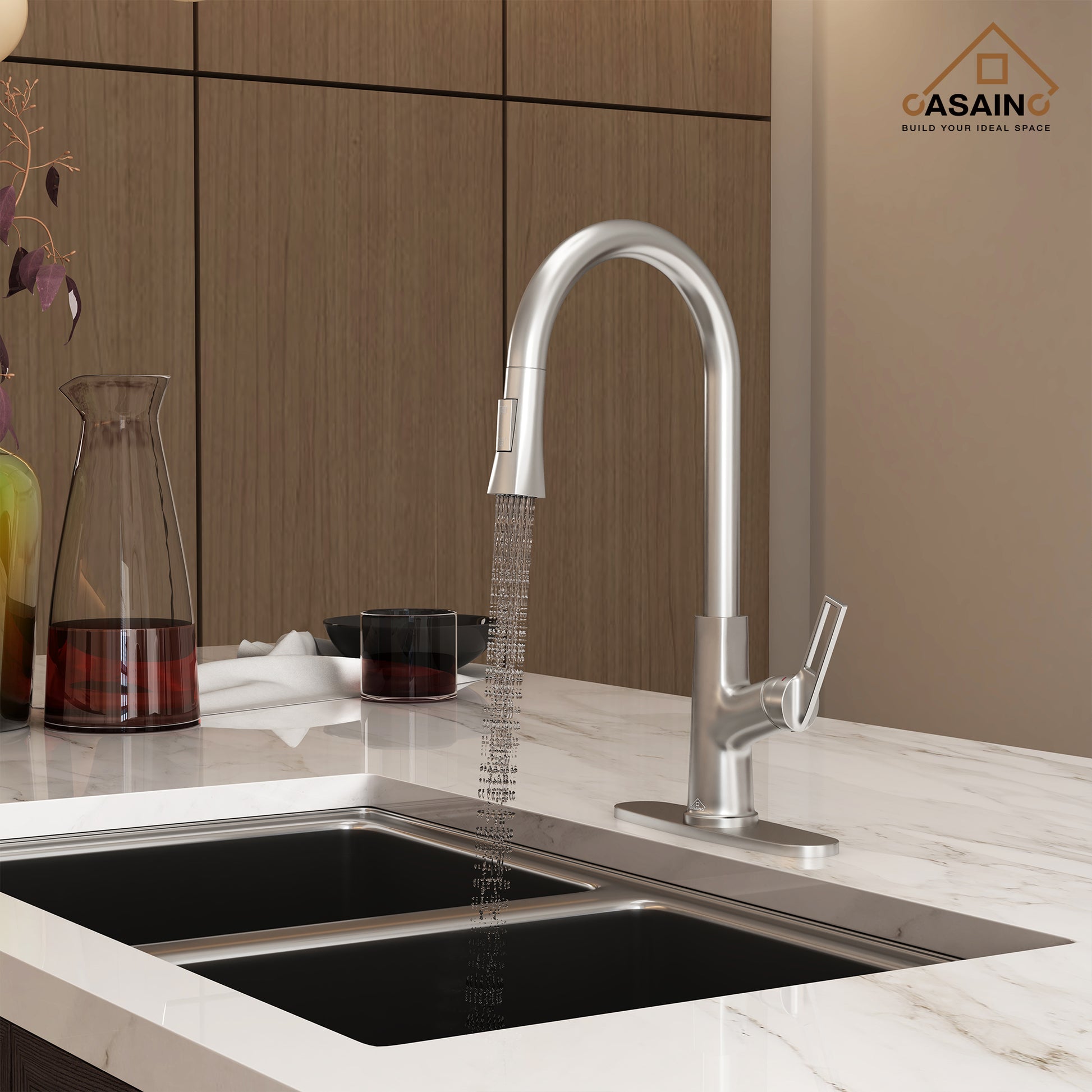 Single-Handle Pull-Out Sprayer Kitchen Faucet Deckplate Included in Brushed Nickel/Matte Black/Matte White/Brushed Gold