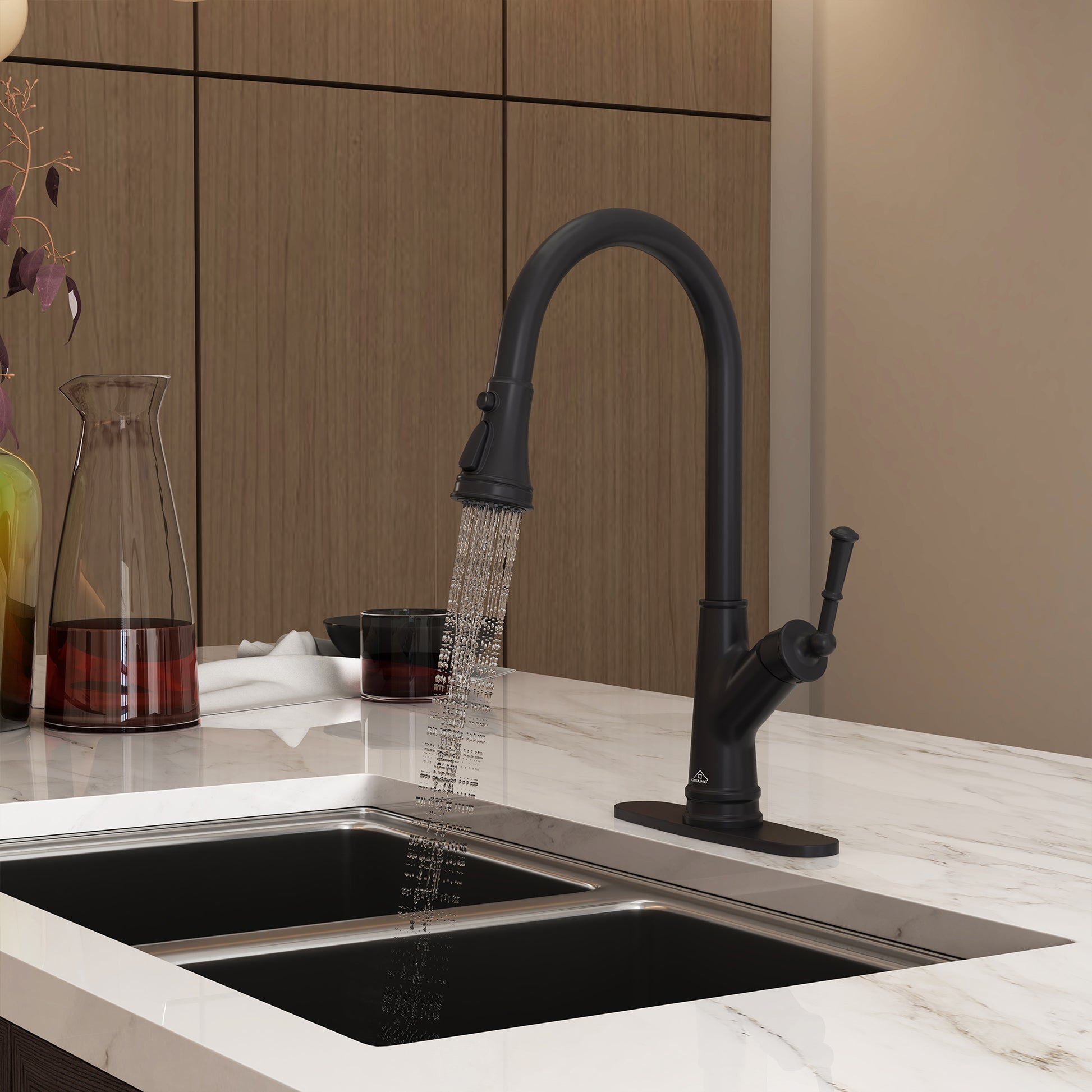 CASAINC Single-Handle Kitchen Faucet with Pull-Out Sprayer in Brushed Nickel/Matte Black/Matte White/Brushed Gold