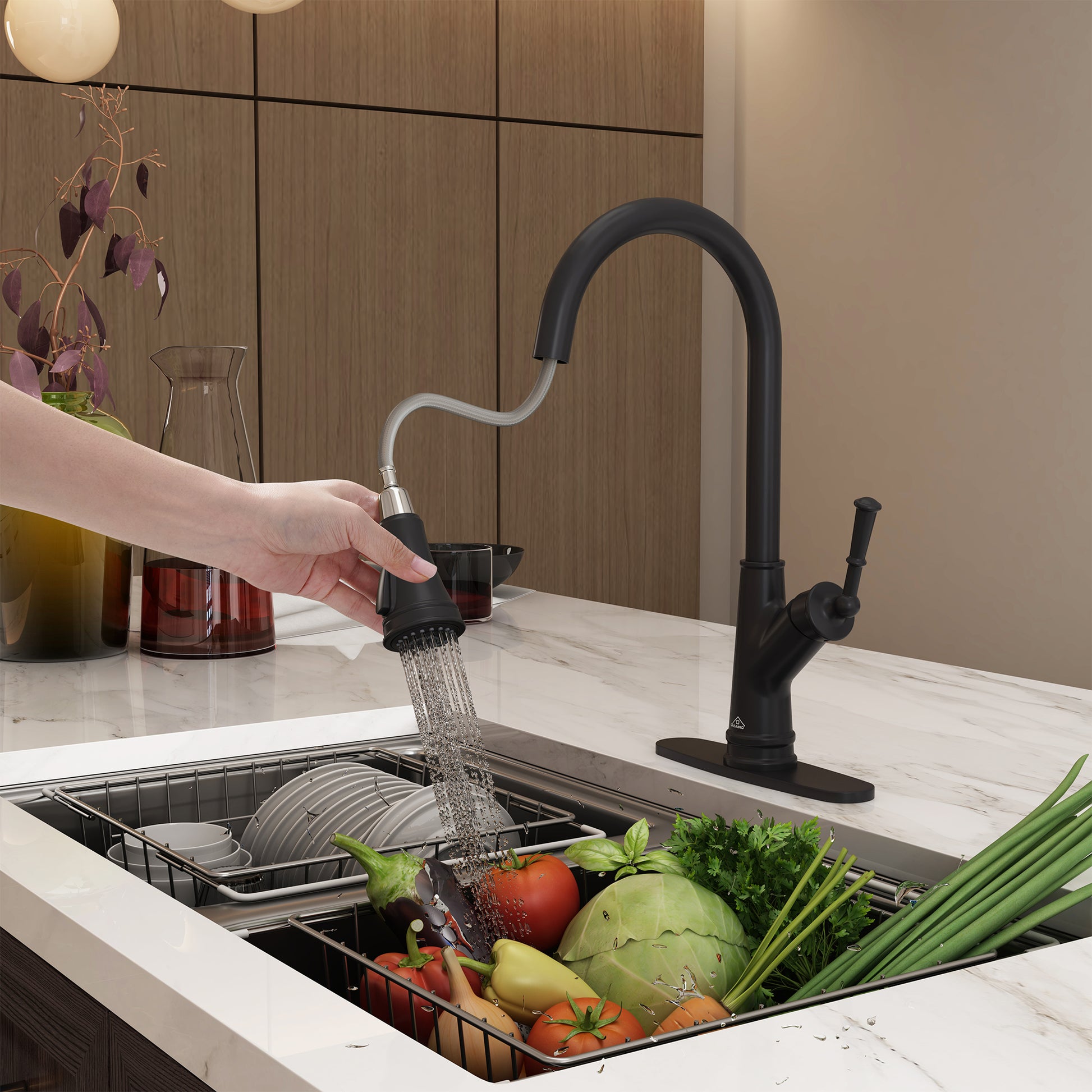 CASAINC Single-Handle Kitchen Faucet with Pull-Out Sprayer in Brushed Nickel/Matte Black/Matte White/Brushed Gold