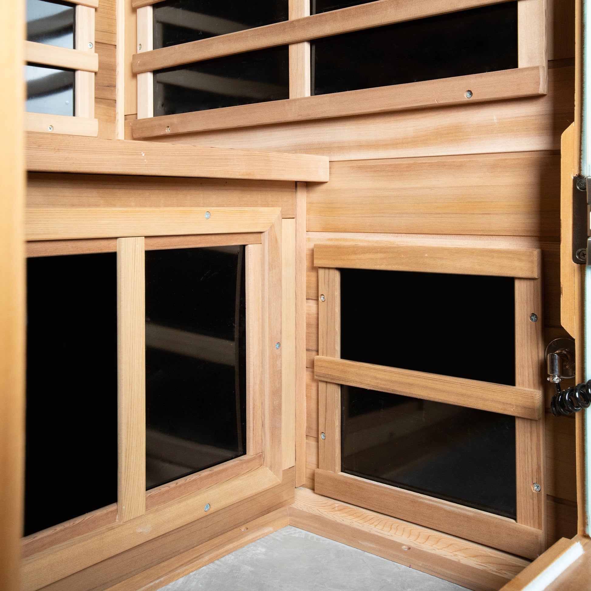 One-Person Far Infrared Red Cedar Indoor Sauna with 8 Heating Panels