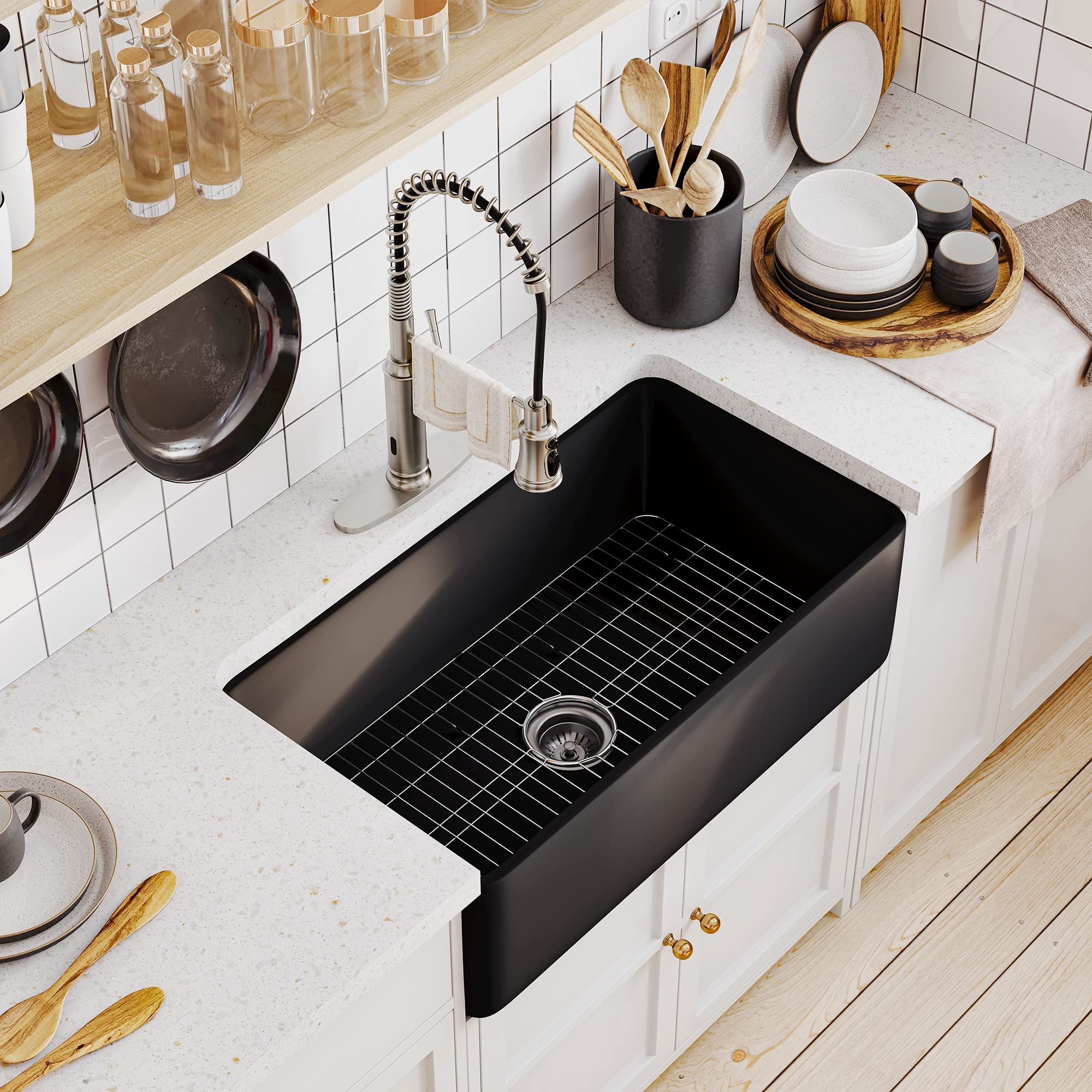 Fireclay 33 in. Single Bowl Farmhouse Apron Kitchen Sink with Bottom Grid and Strainers With cUPC Certified, in Glossy White/Matte Black/Matte Gray