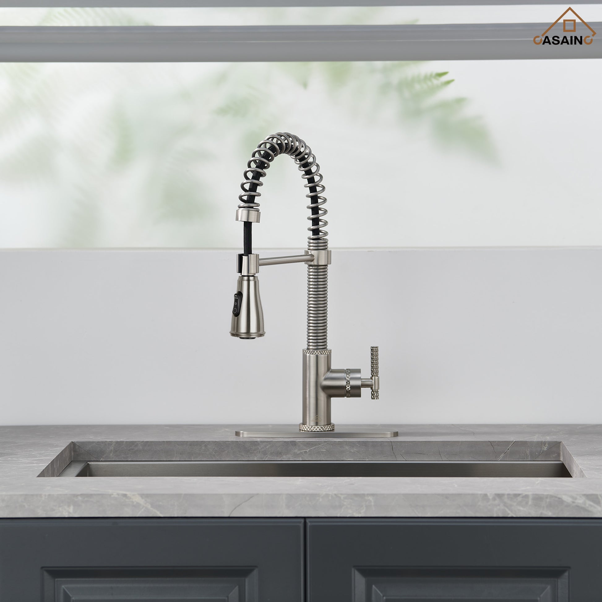 Pull-Down Sprayer Single Handle Kitchen Faucet 360° Swivel, Three Functions for Effortless Cooking and Cleaning