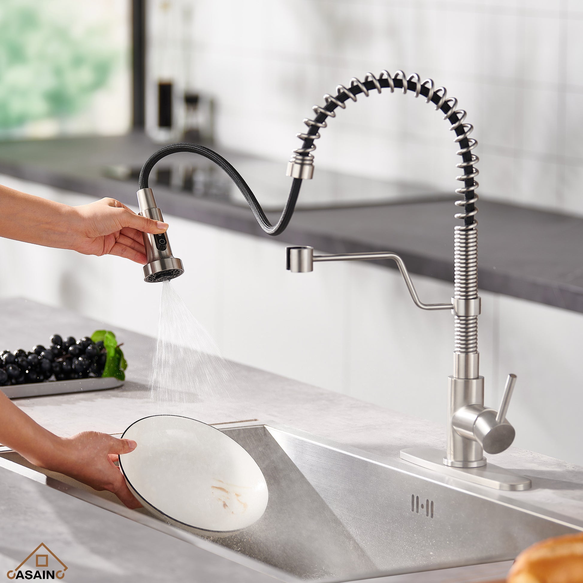 Modern Kitchen Faucet with Pull-Down Sprayer, 360° Swivel, Three Functions for Effortless Cooking and Cleaning