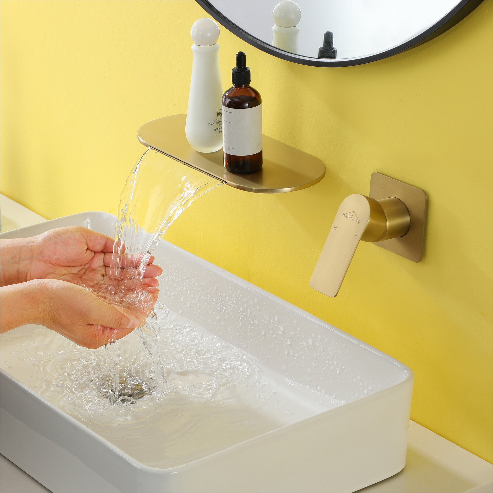 Wall Mounted Single Handle Bathroom Faucet with Oval Platform